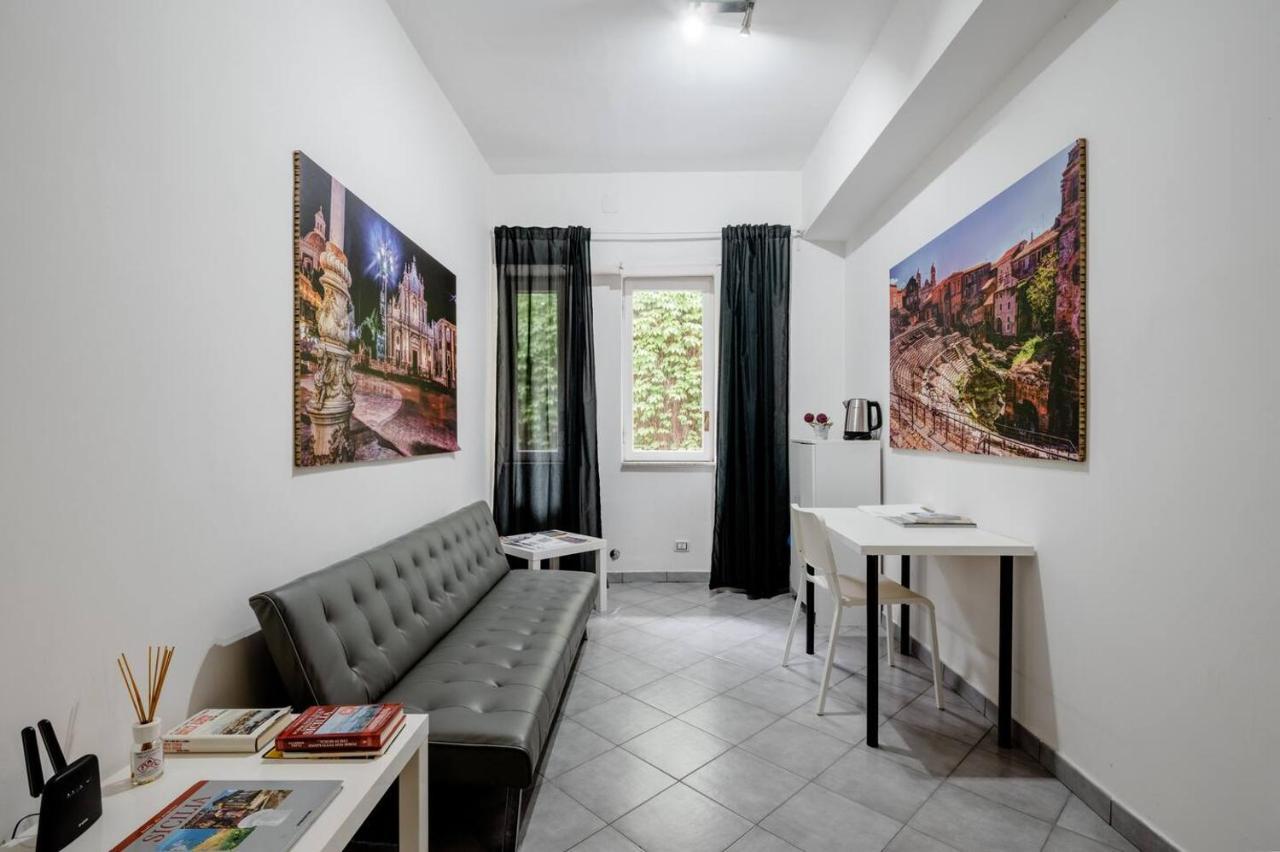 Hotel Vecchia Ognina à Catane Extérieur photo